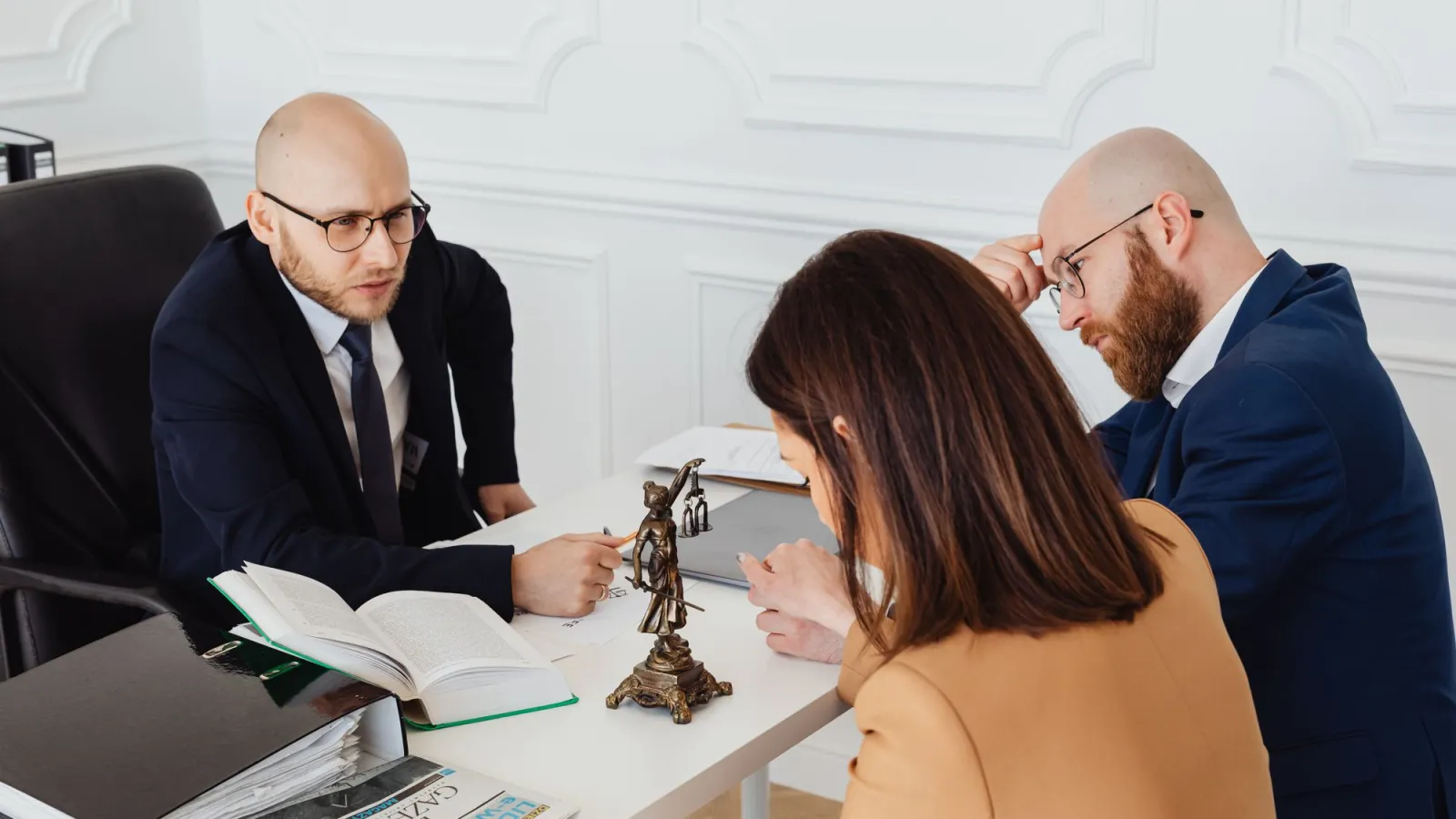 How to Choose a Personal Injury Lawyer: Questions to Ask and Red Flags to Watch For